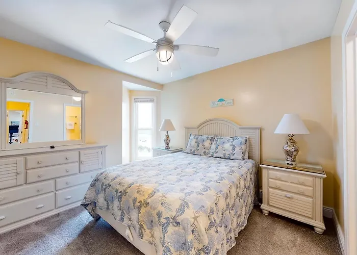 Apartment Gulfside Townhomes #40